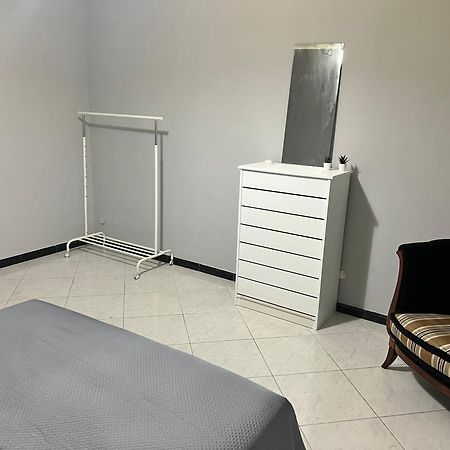 Napoli Rooms Luaran gambar
