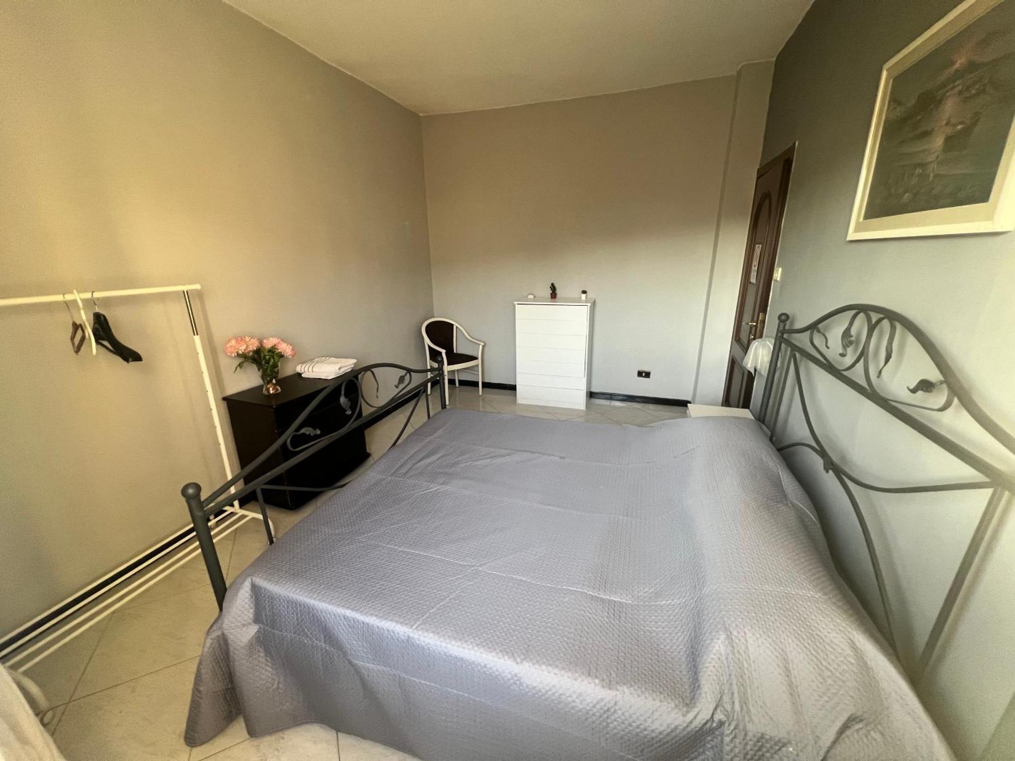 Napoli Rooms Luaran gambar