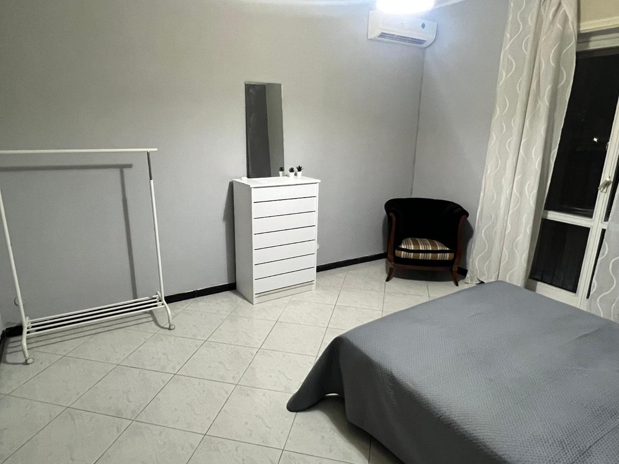 Napoli Rooms Luaran gambar